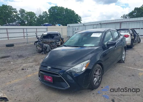 2018 Toyota Yaris Ia из США, поврежденный, VIN 3MYDLBYV0JY304524